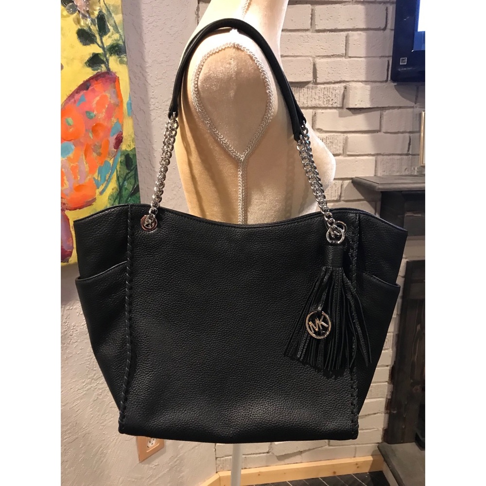 Michael Kors leather shoulder bag